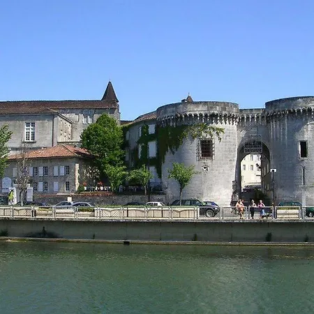 Rés. Les Frugères **** * Boutiers-Saint-Trojan
